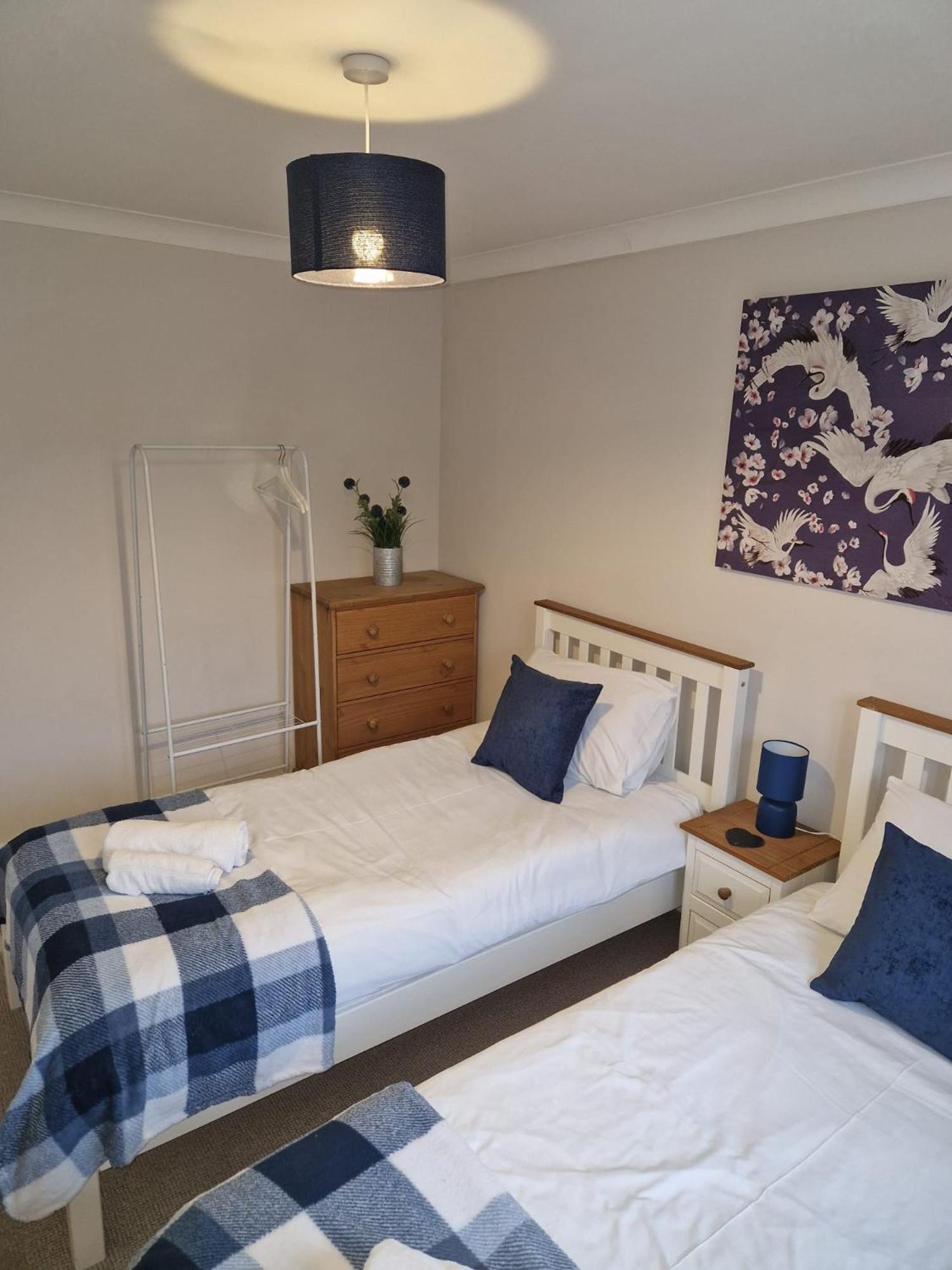 Hereford - Finch House - Modern 4 Bedroom House Located In South Hereford, Dog Friendly With Nearby Countryside, Pool Table, Sleeps Up To 10 Guests - Hosted By Rentmyhouse Exterior foto